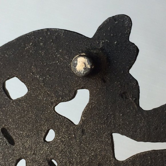 Small Cast Iron Metal Trivet Wall Hanging Spoon Rest Floral Flower Painted Vtg - Picture 10 of 12